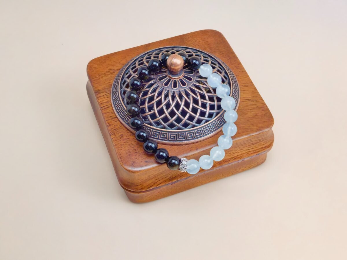 Abyssal Gilded Strand